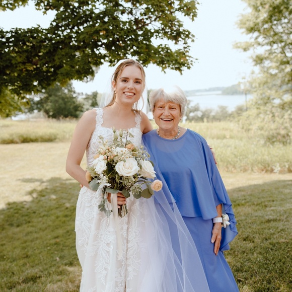 Meet your Posher, Madeline - Picture 1 of 1
